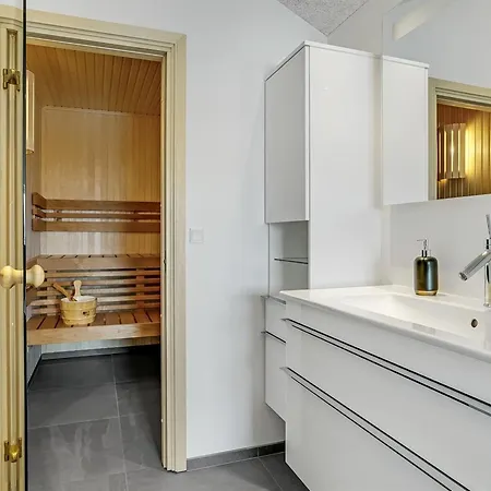 Semesterbostad Fegge - 1-5km From The Sea By Interhome