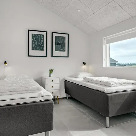 Fegge - 1-5km From The Sea By Interhome *