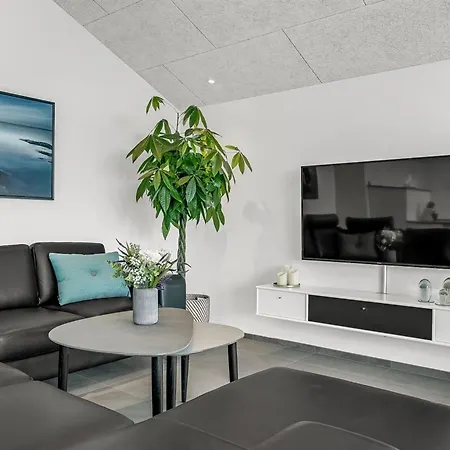 Semesterbostad Fegge - 1-5km From The Sea By Interhome *